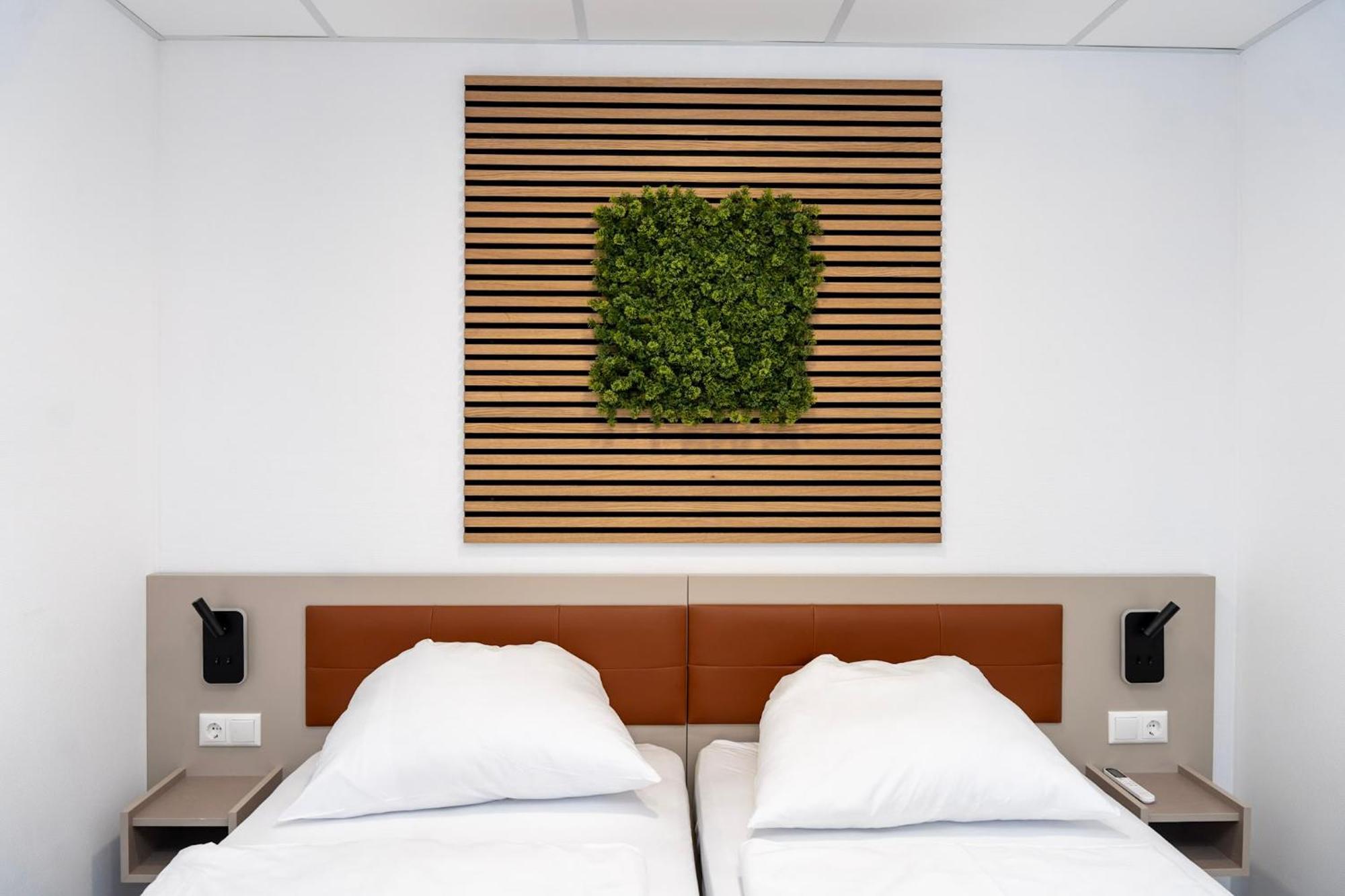 פאלקנזה Comfort Housing Apartments מראה חיצוני תמונה